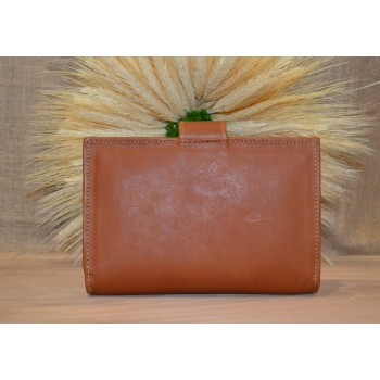 Portfel notatnik skórzany brązowa z kwiatowym kolorowym haftem .